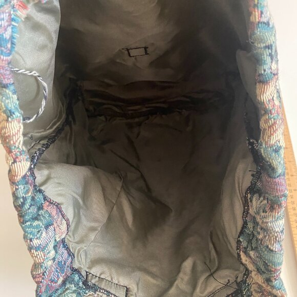 Women\'s Retro Floral Tapestry Backpack with Leather Accents Boho Great Condition main image 8